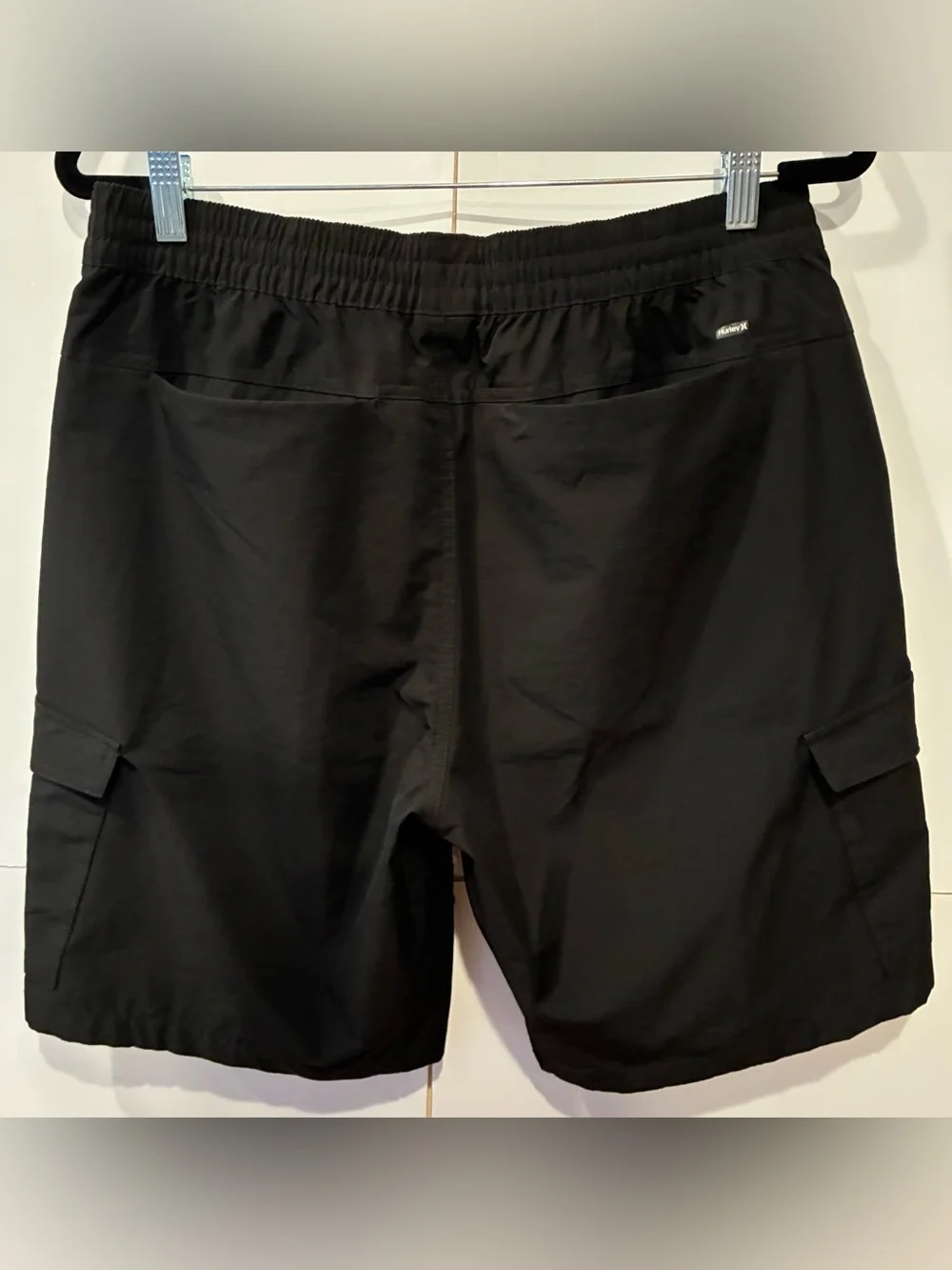 Hurley Men's Black Cargo Utility Shorts Elastic Waist Size Medium